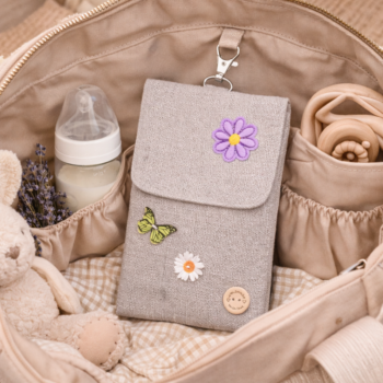 Organizator Happy Flowers cu carabină